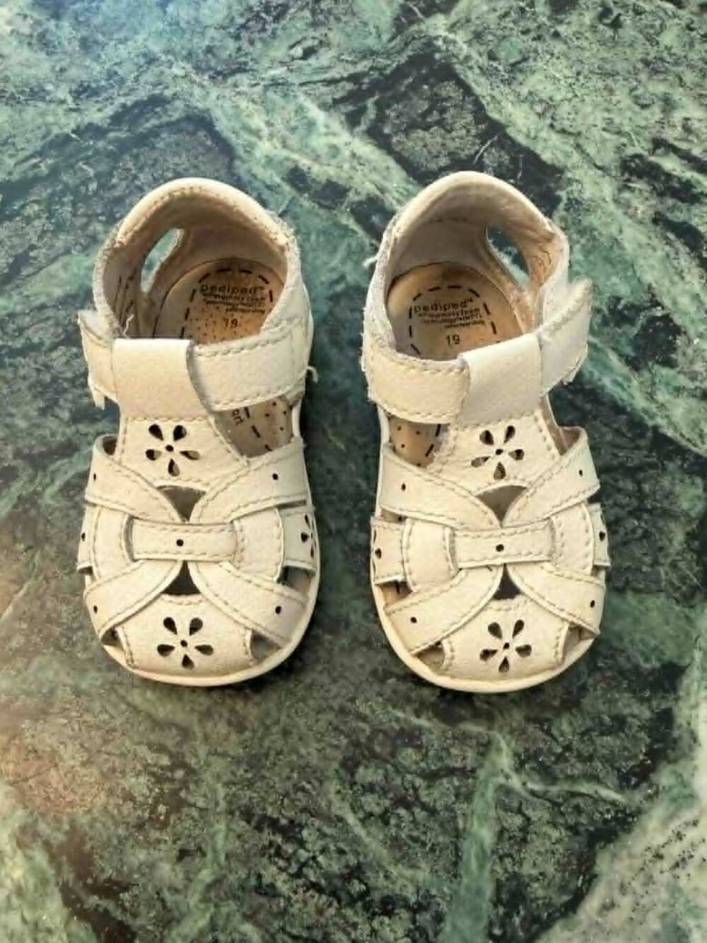 Pediped Flex Toddler Sandals Size EU 19 US 4 – 4.5 White Leather Cutout Sandal